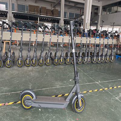 बड़े शहरों के लिए 240V पोर्टेबल इलेक्ट्रिक स्कूटर आउटडोर
